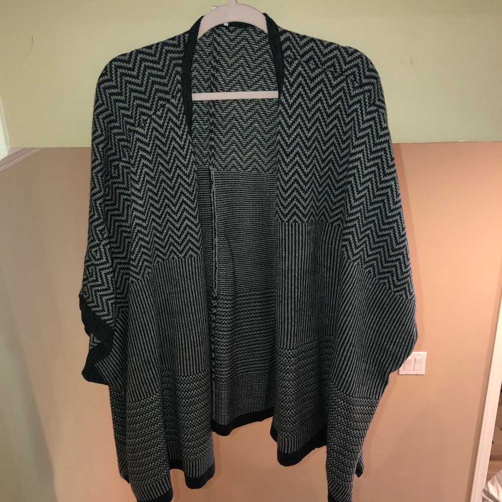 Oversized cardigan/sweater